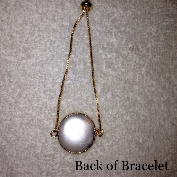14k Gold Dainty Pearl Bracelet - Picture 6 of 7